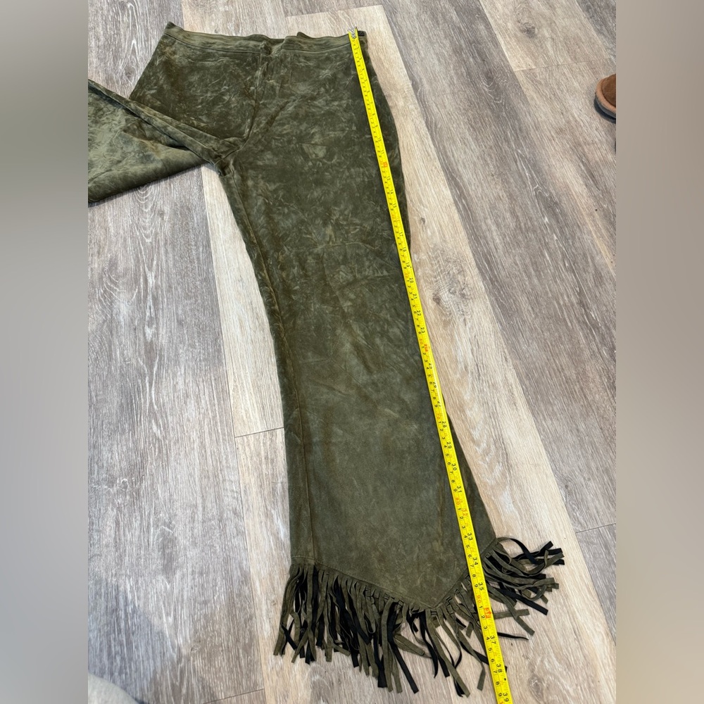 On Nest Pas Des ANGES Olive Green Fringe Pants - Picture 12 of 16